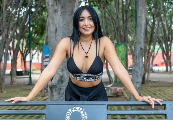 What are the best practices for maintaining a UK garden?