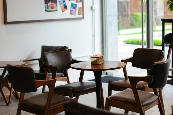 How do you make a savory steak and kidney pie?